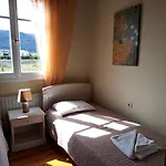 Giorgos House *