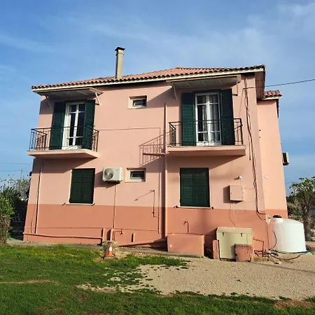Giorgos House 度假居 *